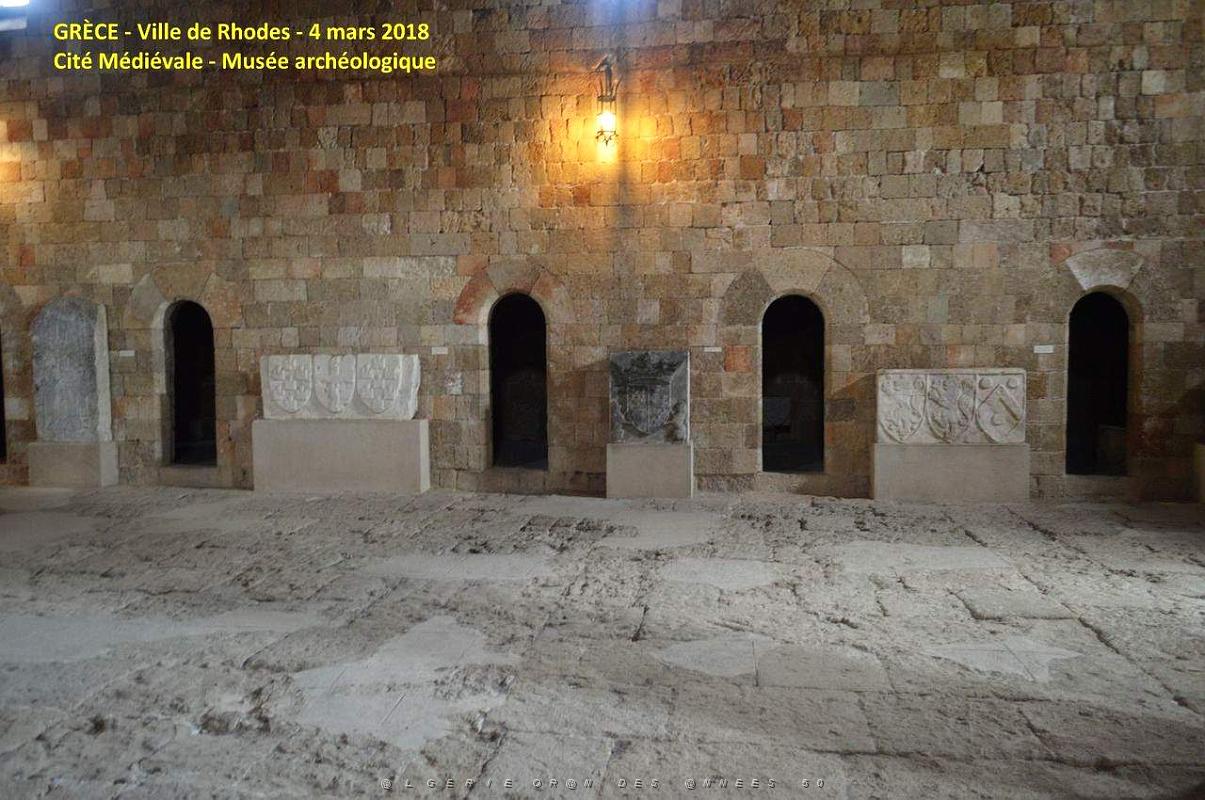075- Musee archeologique Rhodes.JPG